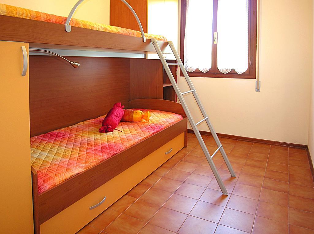 Appartamenti Lira Bibione Cameră foto